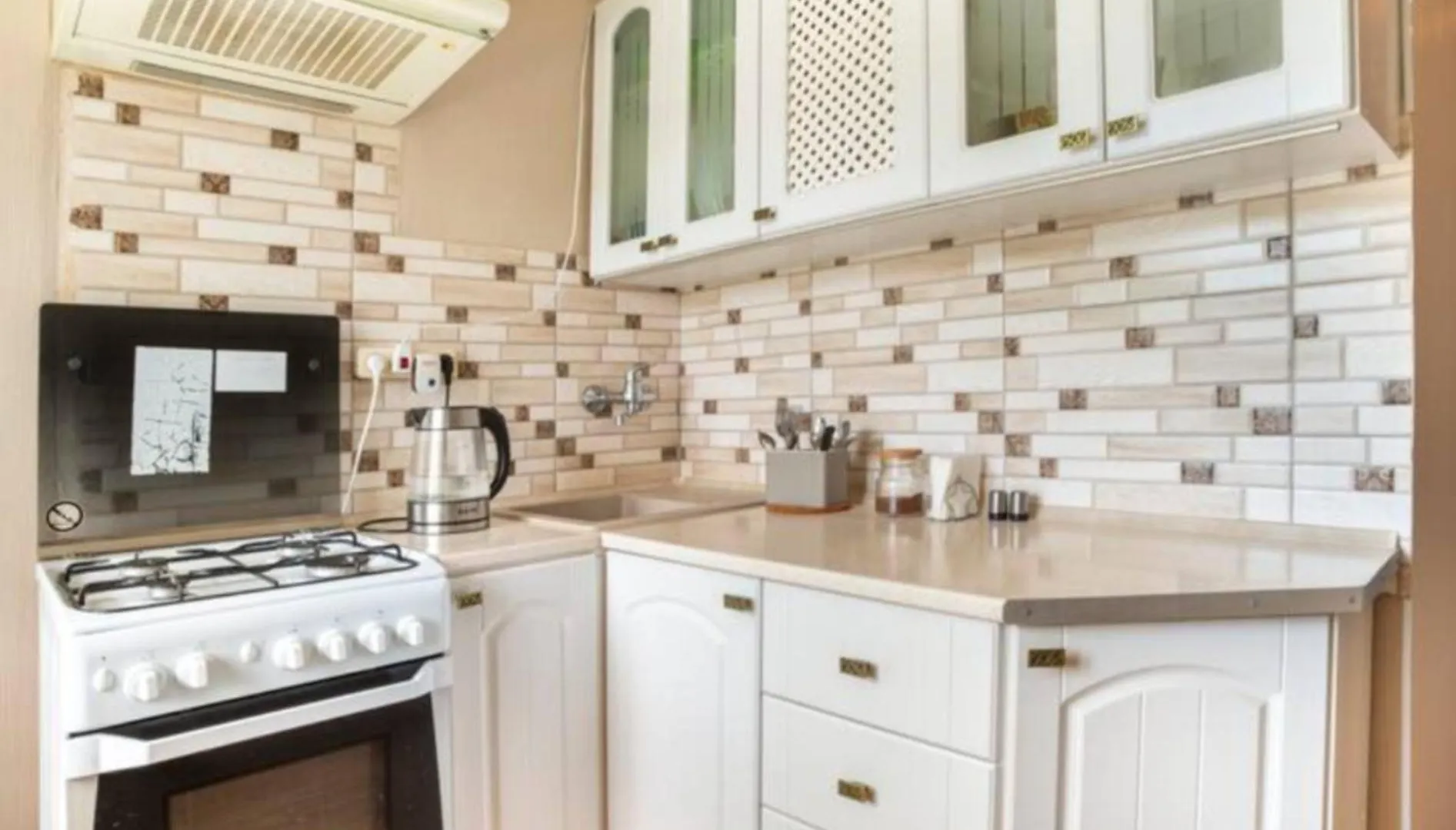 Apartamento Затишна 2К Квартира З Усім Необхідним Для Життя Поряд З Метро Дарниця Ucrania